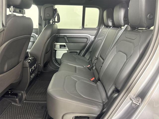 Photo of 2024 GREY Land Rover Defender