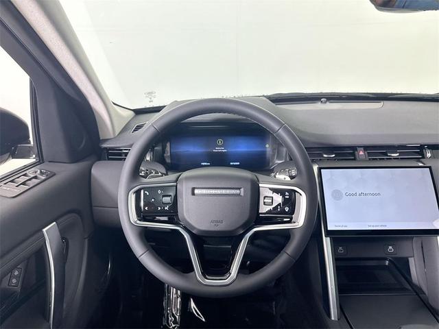 Photo of 2024 Santorini Black Metallic Land Rover Discovery Sport