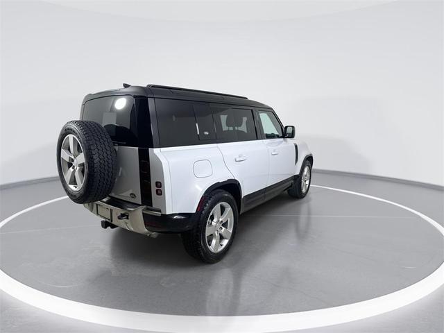 Photo of 2023 YULONG WHT MET Land Rover Defender