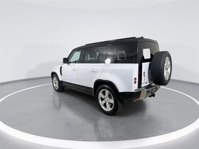 Photo of 2023 YULONG WHT MET Land Rover Defender