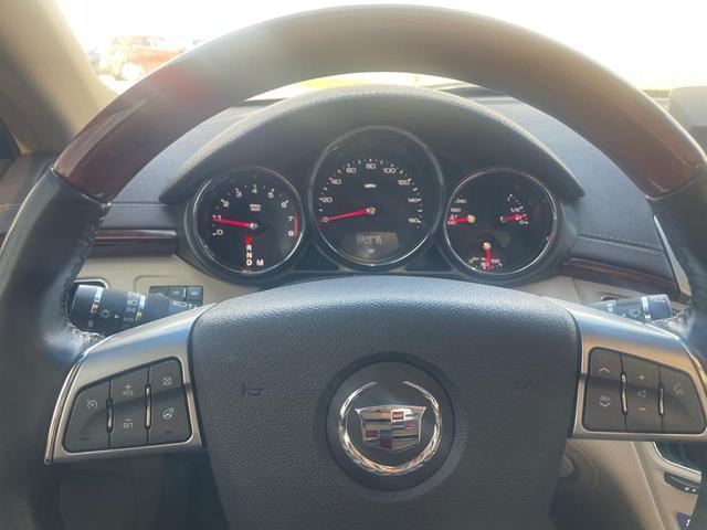 Photo of 2012 White Diamond Tricoat Cadillac CTS