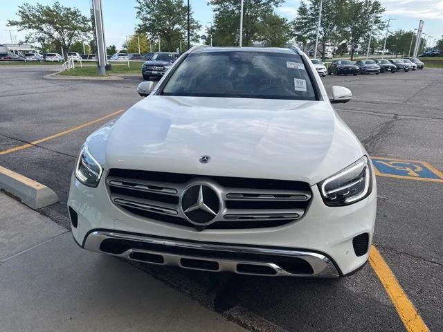 Photo of 2022 White Mercedes-Benz GLC 300