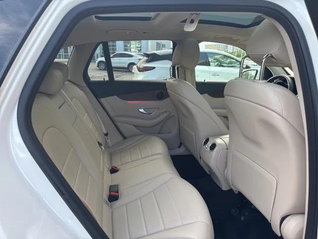 Photo of 2022 White Mercedes-Benz GLC 300