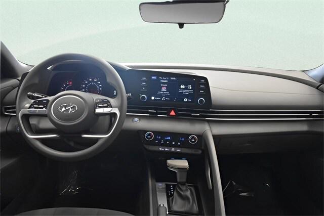 Photo of 2023 Scarlet Red Pearl Hyundai ELANTRA