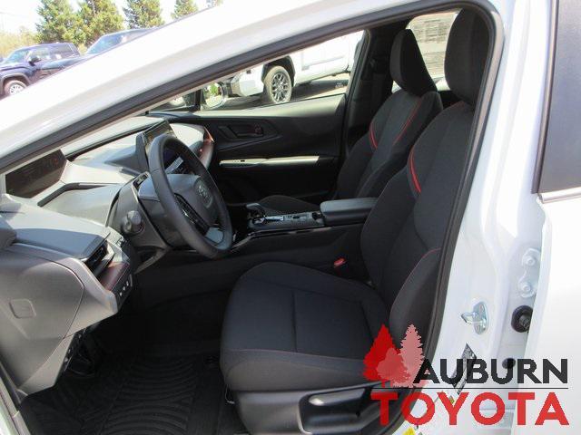 Photo of 2024 Wind Chill Pearl Toyota Prius Prime