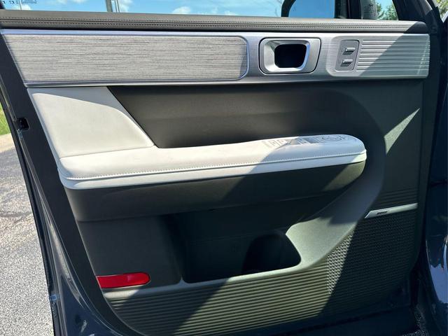 Photo of 2025 Ecotronic Gray Hyundai SANTA FE HEV