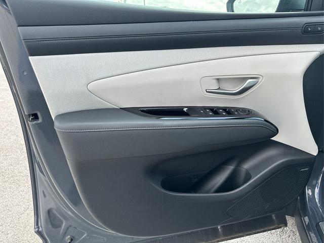 Photo of 2025 Ecotronic Gray Hyundai TUCSON