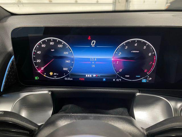 Photo of 2025 Midnight Black Mercedes-Benz GLB 250