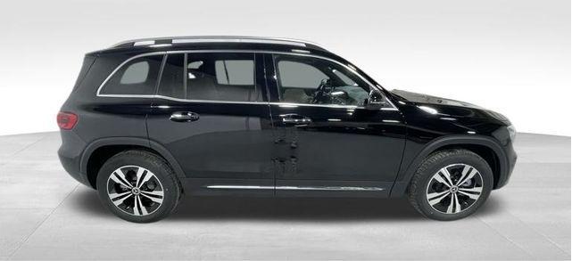 Photo of 2025 Midnight Black Mercedes-Benz GLB 250