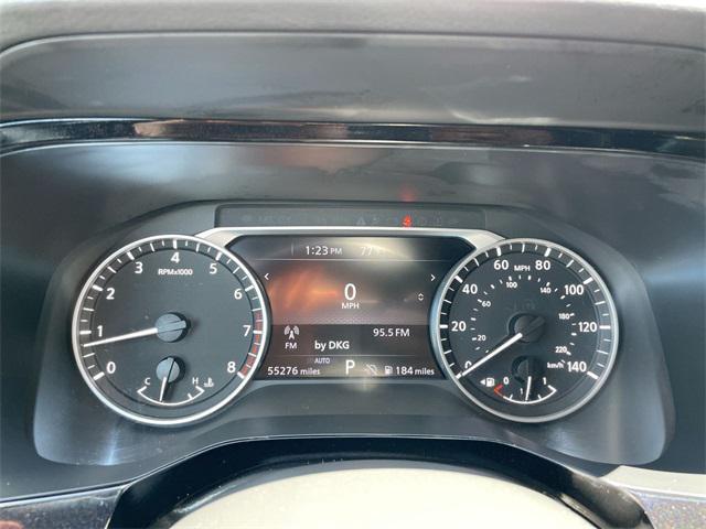 Photo of 2024 Glacier White Nissan Pathfinder