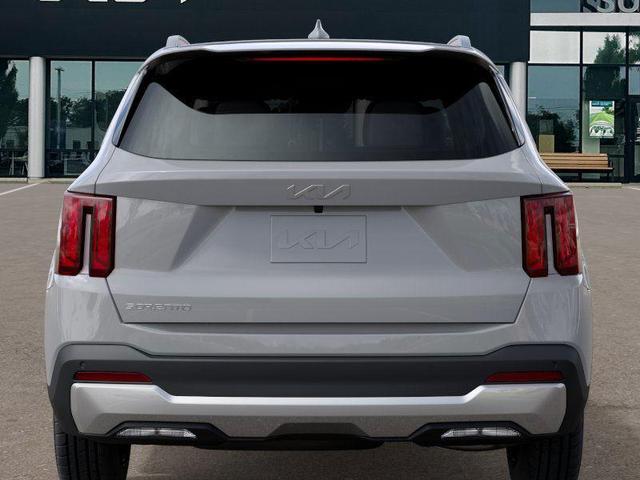 Photo of 2025 Wolf Gray Kia Sorento