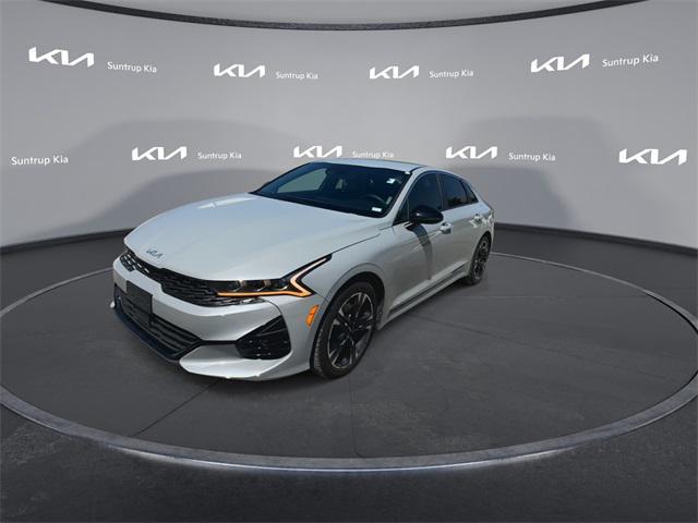 Photo of 2023 Wolf Gray Kia K5