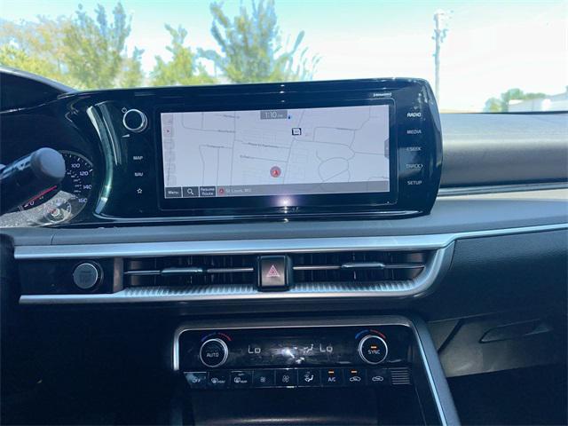 Photo of 2023 Wolf Gray Kia K5