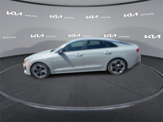 Photo of 2023 Wolf Gray Kia K5