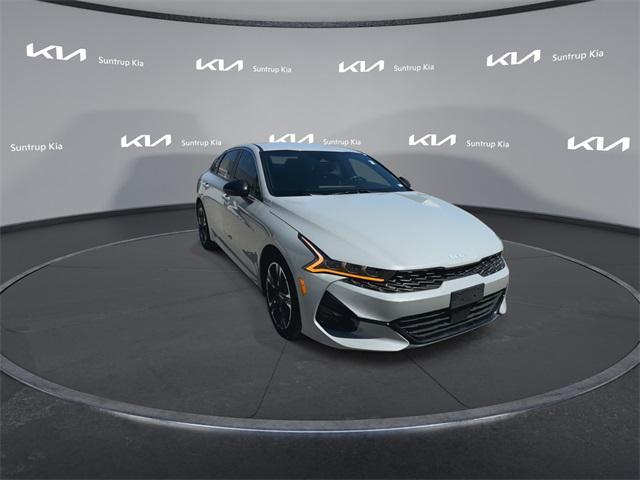 Photo of 2023 Wolf Gray Kia K5