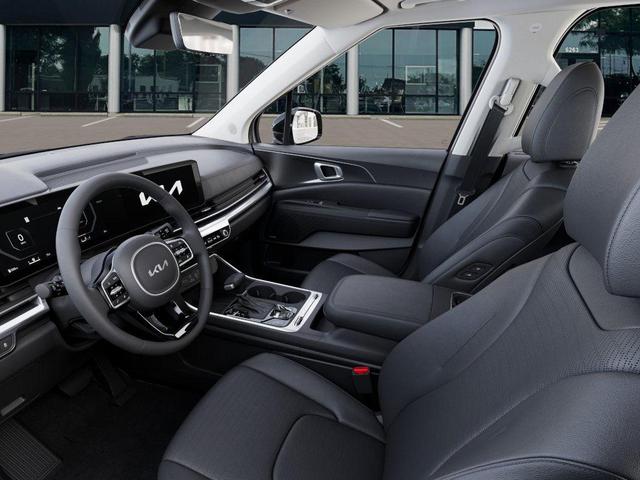 Photo of 2026 Ivory Silver Kia Carnival