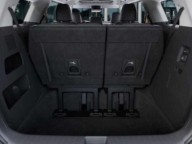 Photo of 2026 Ivory Silver Kia Carnival