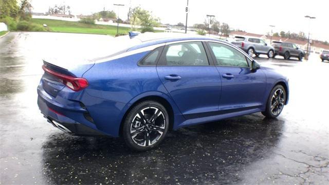 Photo of 2022 Sapphire Blue Kia K5
