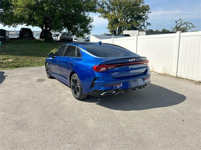 Photo of 2022 Sapphire Blue Kia K5