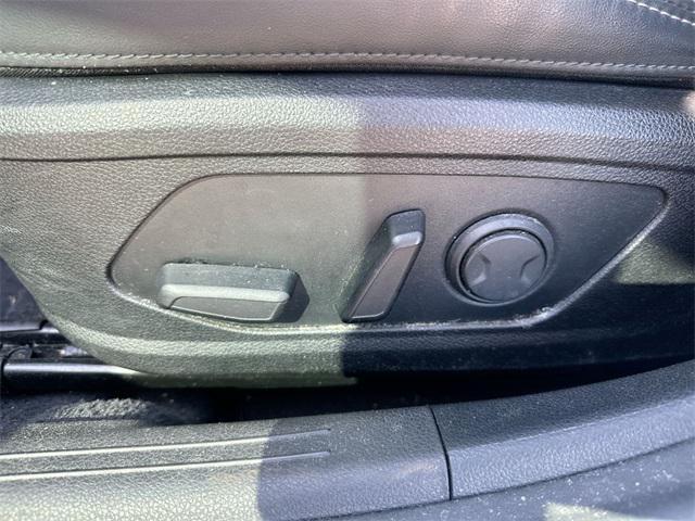 Photo of 2022 Sapphire Blue Kia K5