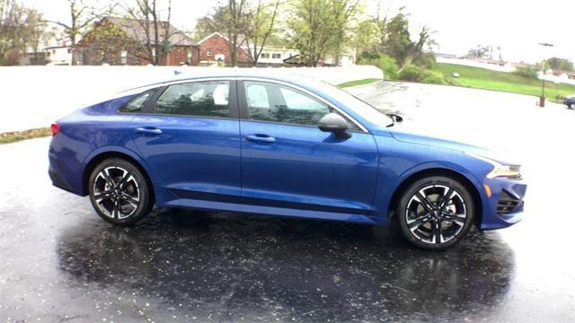Photo of 2022 Sapphire Blue Kia K5