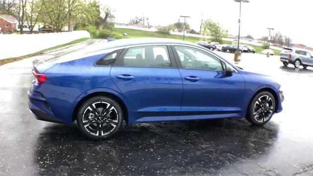 Photo of 2022 Sapphire Blue Kia K5