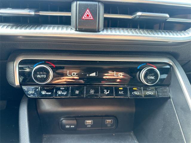 Photo of 2022 Sapphire Blue Kia K5
