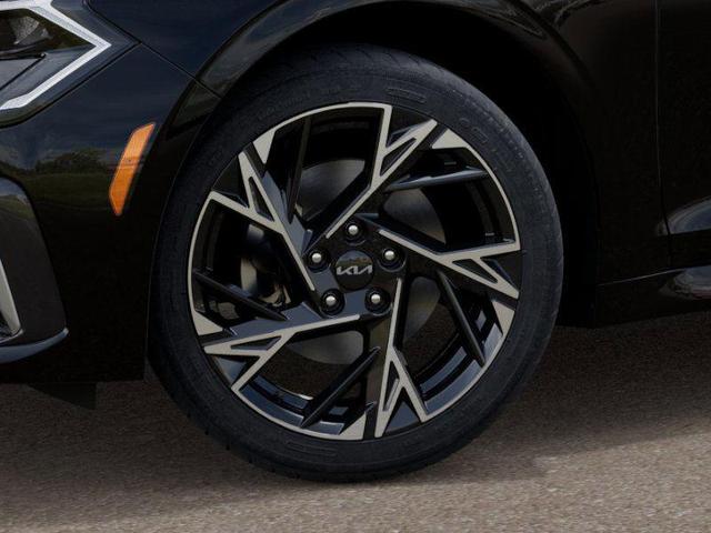 Photo of 2026 Aurora Black Kia K5