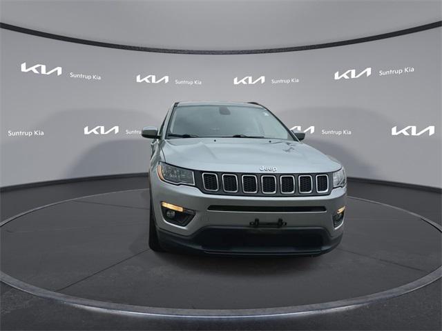 Photo of 2019 Billet Silver Metallic Clearcoat Jeep Compass