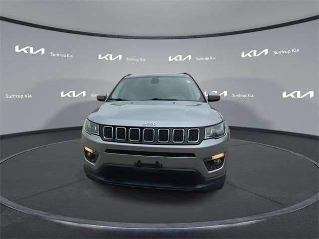 Photo of 2019 Billet Silver Metallic Clearcoat Jeep Compass