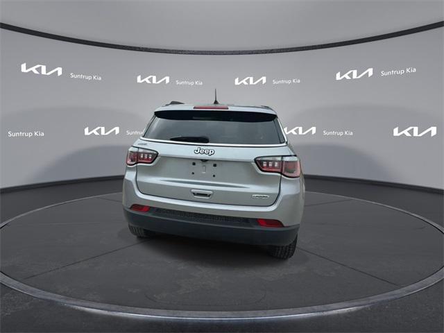 Photo of 2019 Billet Silver Metallic Clearcoat Jeep Compass