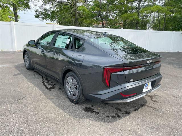 Photo of 2025 Interstellar Gray Kia K4