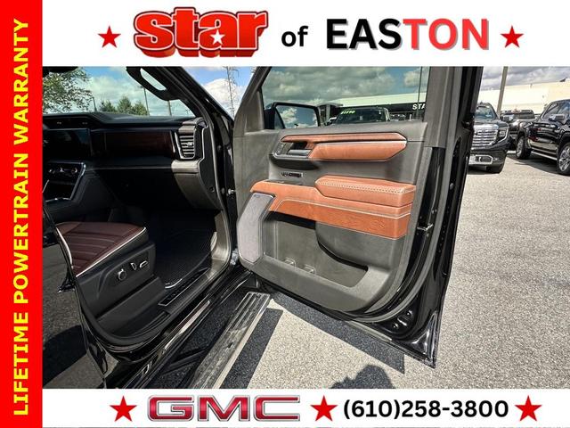 Photo of 2023 Black GMC Sierra 1500