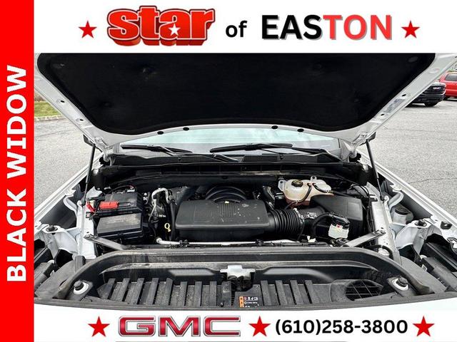 Photo of 2023 White GMC Sierra 1500
