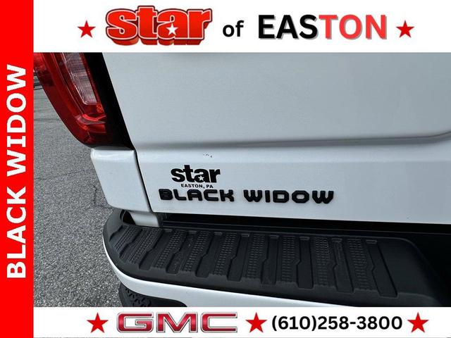 Photo of 2023 White GMC Sierra 1500