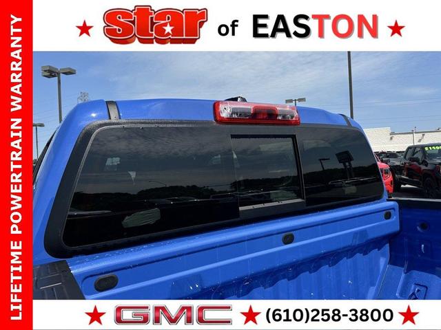 Photo of 2026 Blue GMC Canyon