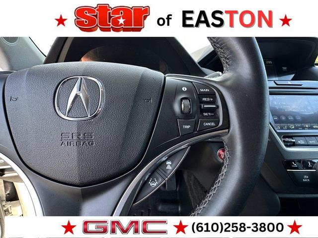Photo of 2019 White Acura MDX
