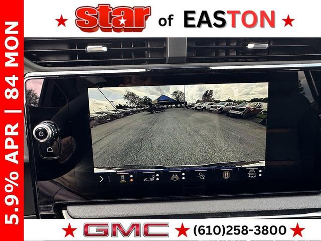 Photo of 2025 White GMC Sierra 2500
