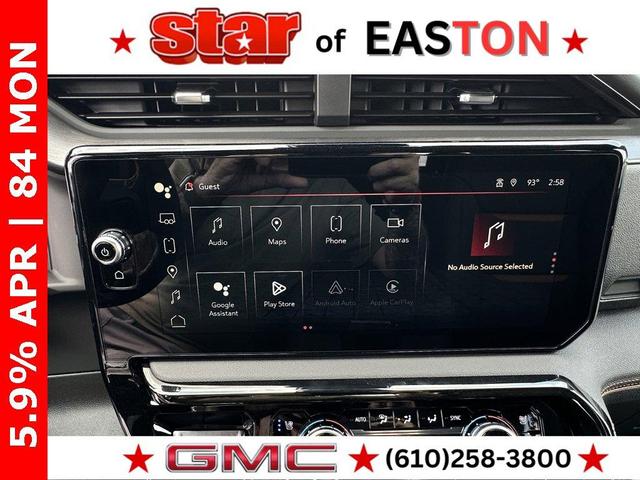 Photo of 2025 White GMC Sierra 2500