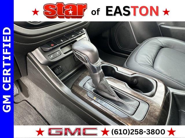 Photo of 2022 White GMC Canyon