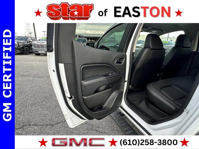 Photo of 2022 White GMC Canyon