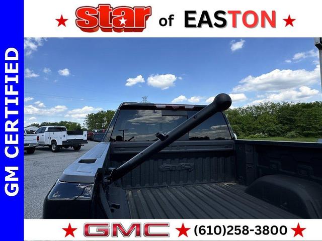 Photo of 2023 Black GMC Sierra 1500
