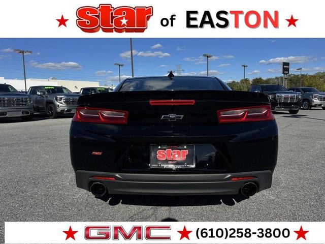Photo of 2018 Black Chevrolet Camaro