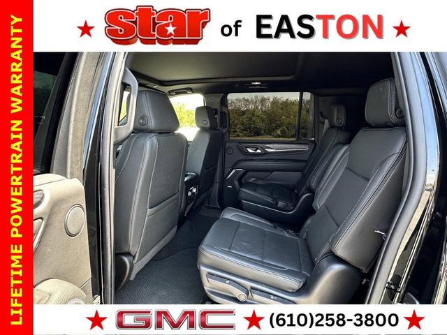 Photo of 2022 Black GMC Yukon XL