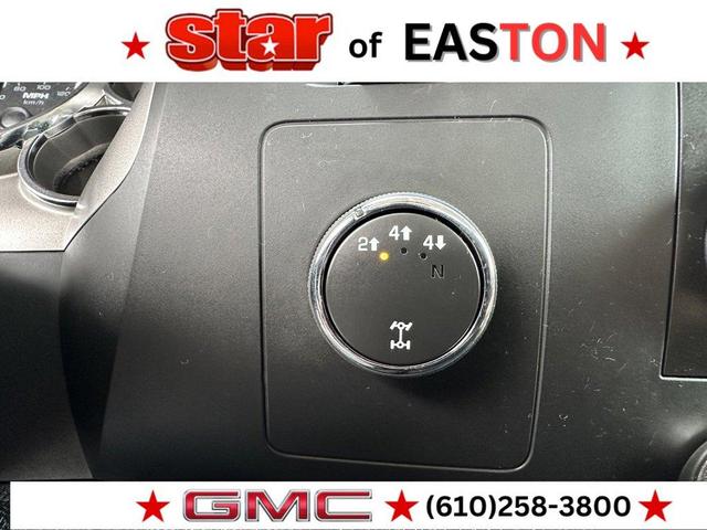 Photo of 2013 White GMC Sierra 2500