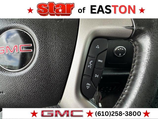 Photo of 2013 White GMC Sierra 2500