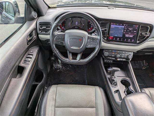 Photo of 2022 DB Black Crystal Clearcoat Dodge Durango
