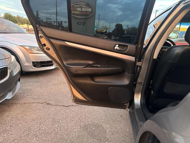 Photo of 2010 Graphite Shadow INFINITI G37
