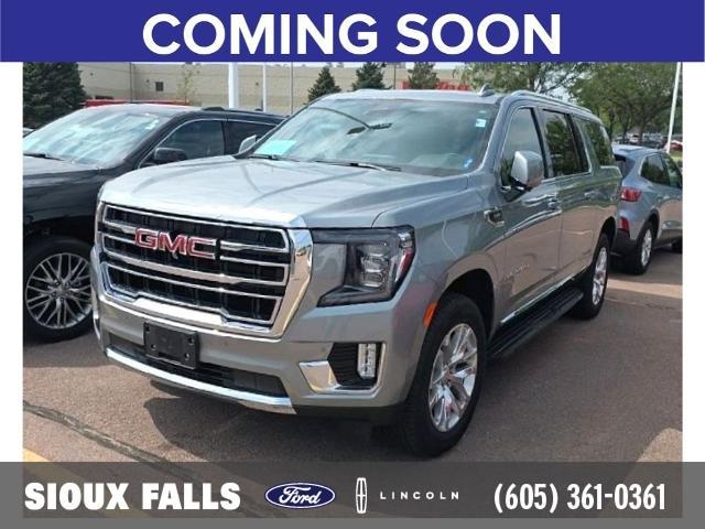 Photo of 2024 Silver GMC Yukon XL
