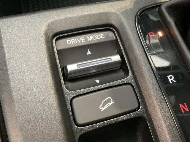 Photo of 2024 Crystal Black Pearl Honda CR-V Hybrid